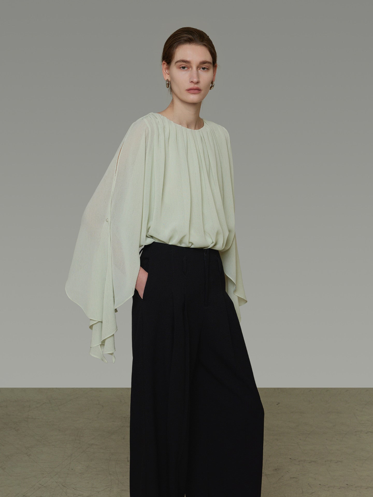 Irregular Off-Shoulder Blouse UNS0050