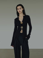 V-Neck Slim Knit Top UNS0008