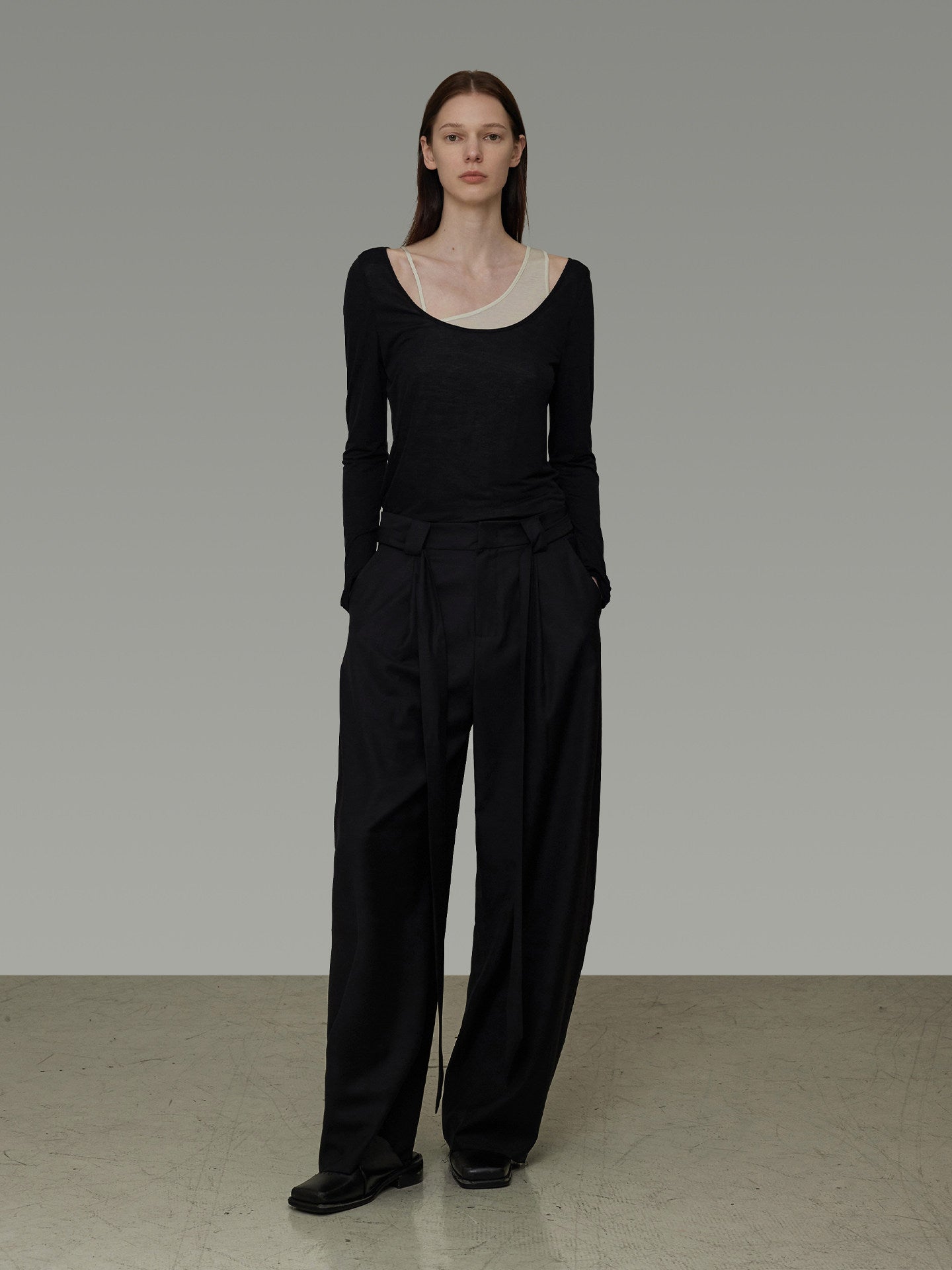 Long-Sleeve Layered Top UNS0010