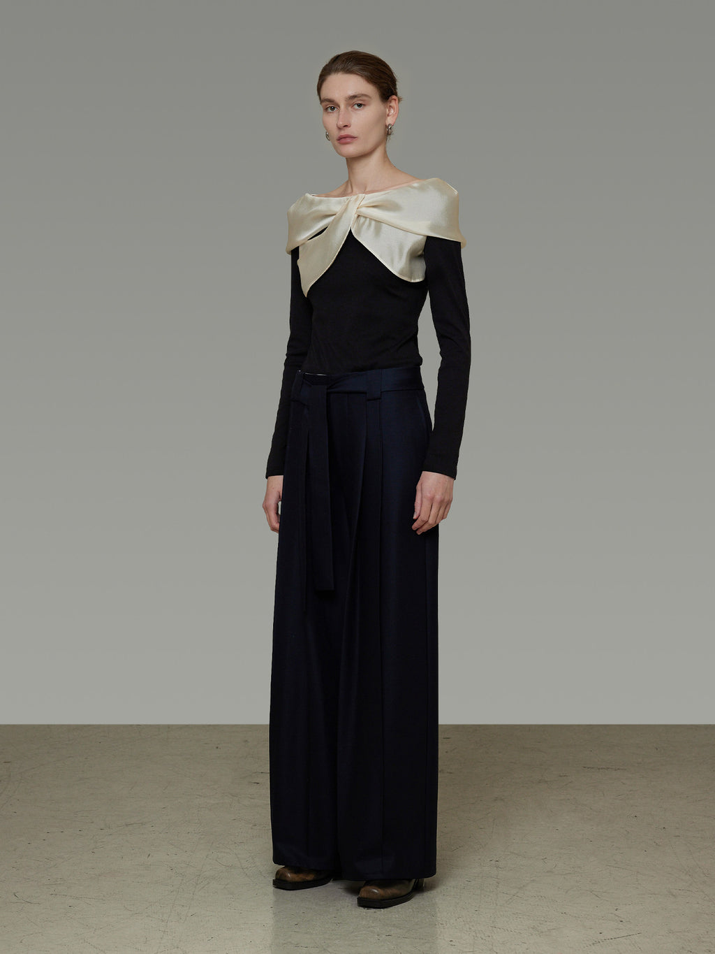 Satin Panel Off-Shoulder Knit UNS0037