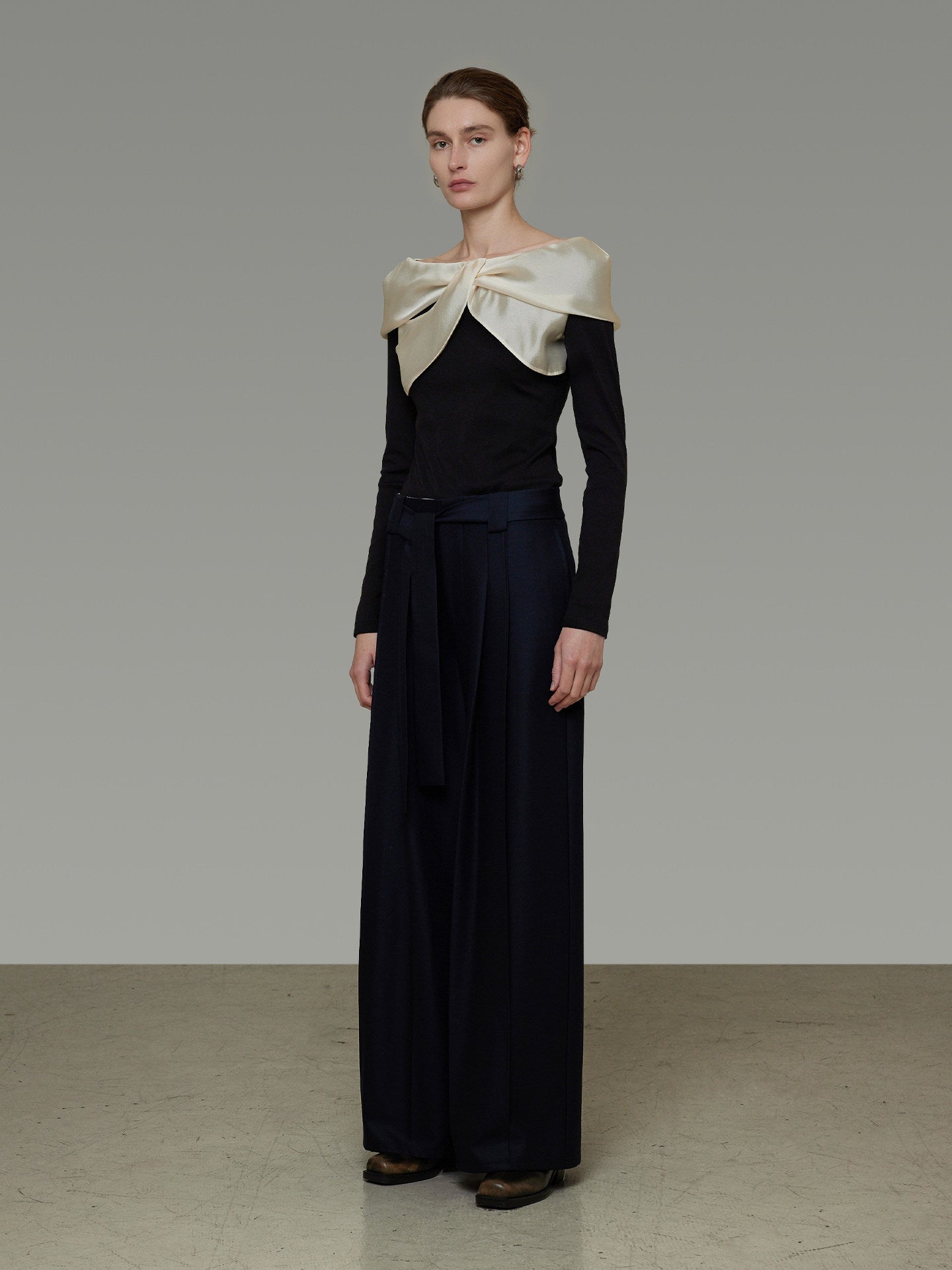 Satin Panel Off-Shoulder Knit UNS0037