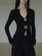 V-Neck Slim Knit Top UNS0008